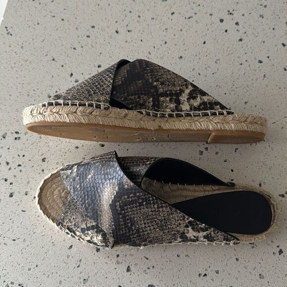 VINCE Castel Size 8 Leather Snake Print Crisscross Flat Espadrille Sandals Slide - Picture 2 of 14